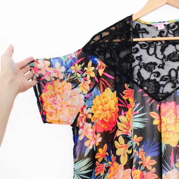 *Candies Black Lace Floral Cardigan - Picture 5 of 7